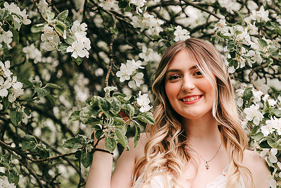 Maddy B Spring - Class of 2022 - IMG_3592 - May 26, 2022 - ©Radiant Photography by Selina - Selina Gilchrist