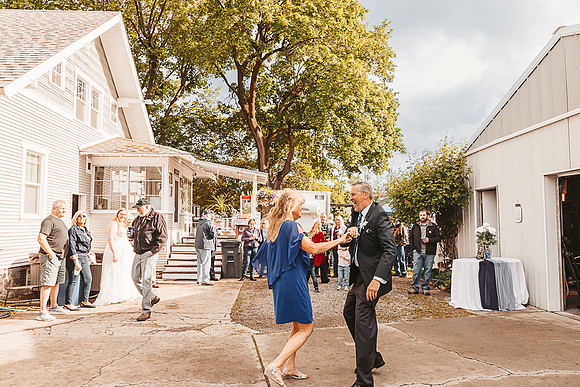 Brittany & Daren Wedding - reception -IMG_5416 - June 04, 2022 - ©Radiant Photography by Selina - Selina Gilchrist