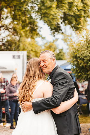 Brittany & Daren Wedding - reception -IMG_5241 - June 04, 2022 - ©Radiant Photography by Selina - Selina Gilchrist