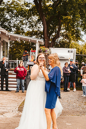 Brittany & Daren Wedding - reception -IMG_5273 - June 04, 2022 - ©Radiant Photography by Selina - Selina Gilchrist