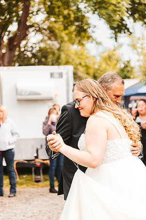 Brittany & Daren Wedding - reception -IMG_5237 - June 04, 2022 - ©Radiant Photography by Selina - Selina Gilchrist