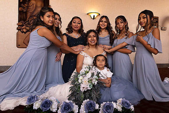 Evette & Martin Wedding - IMG_9900 - December 31, 2021 - ©Radiant Photography by Selina - Selina Gilchrist 509-270-9015-www.RadiantPhotographyBySelina.com