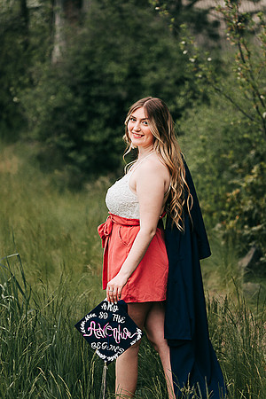 Maddy B Spring - Class of 2022 - IMG_3847 - May 26, 2022 - ©Radiant Photography by Selina - Selina Gilchrist