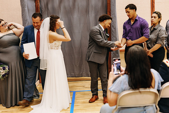 Ashley & Ian Wedding - AW2A0207 - ©Selina Gilchrist