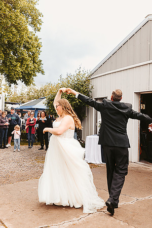 Brittany & Daren Wedding - reception -IMG_5251 - June 04, 2022 - ©Radiant Photography by Selina - Selina Gilchrist