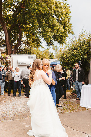 Brittany & Daren Wedding - reception -IMG_5287 - June 04, 2022 - ©Radiant Photography by Selina - Selina Gilchrist