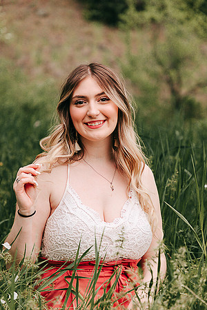 Maddy B Spring - Class of 2022 - IMG_3692 - May 26, 2022 - ©Radiant Photography by Selina - Selina Gilchrist