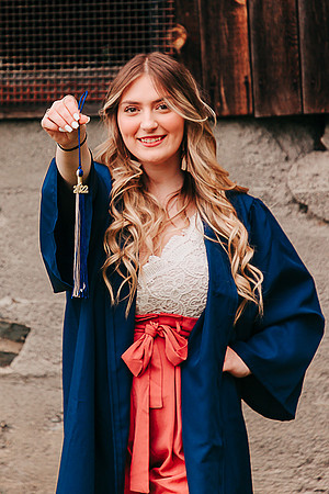 Maddy B Spring - Class of 2022 - IMG_3303 - May 26, 2022 - ©Radiant Photography by Selina - Selina Gilchrist