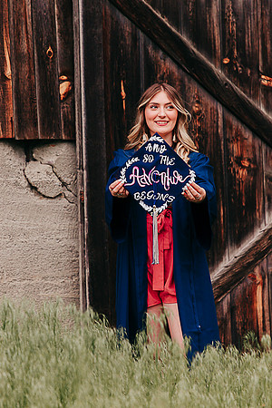 Maddy B Spring - Class of 2022 - IMG_3276 - May 26, 2022 - ©Radiant Photography by Selina - Selina Gilchrist