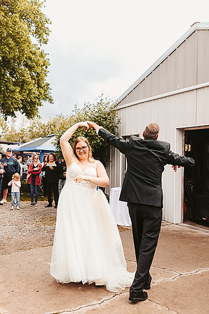 Brittany & Daren Wedding - reception -IMG_5250 - June 04, 2022 - ©Radiant Photography by Selina - Selina Gilchrist