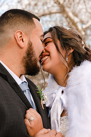Evette & Martin Wedding - IMG_9942 - December 31, 2021 - ©Radiant Photography by Selina - Selina Gilchrist 509-270-9015-www.RadiantPhotographyBySelina.com